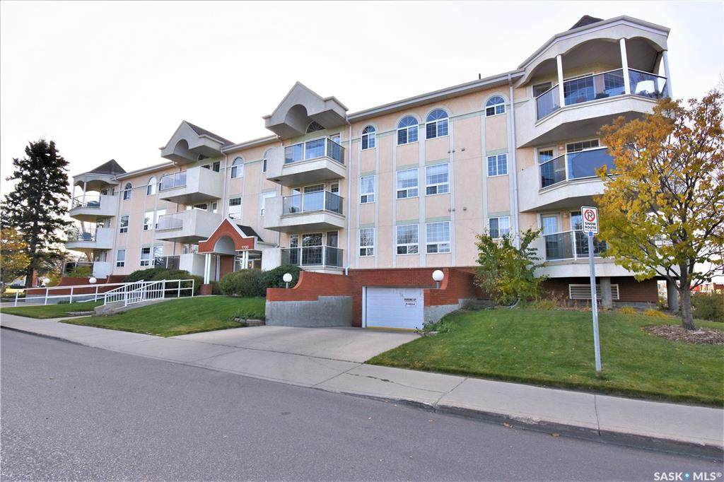 1700 Main Street - Photo 1