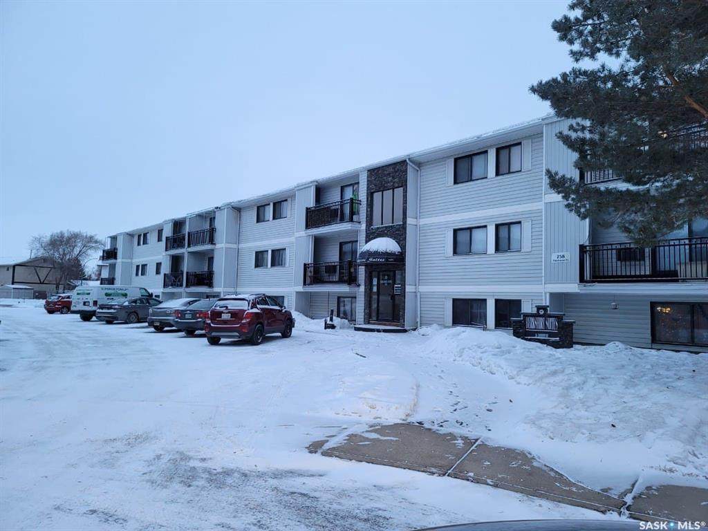 258 Pinehouse Place - Photo 1
