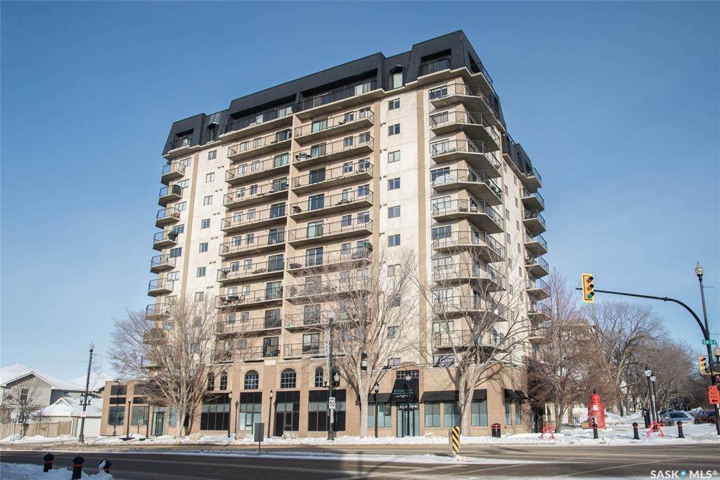 611 University Drive - Photo 1