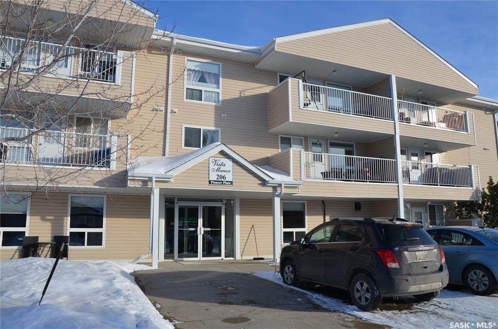 206 Pioneer Place - Photo 1