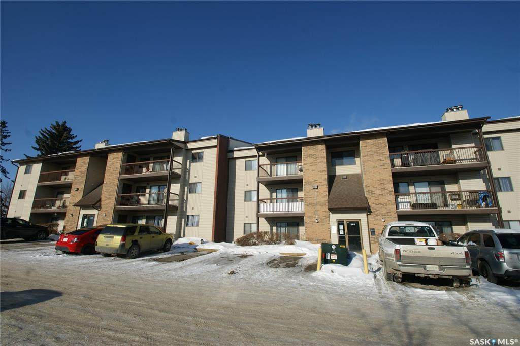345 Kingsmere Boulevard - Photo 1