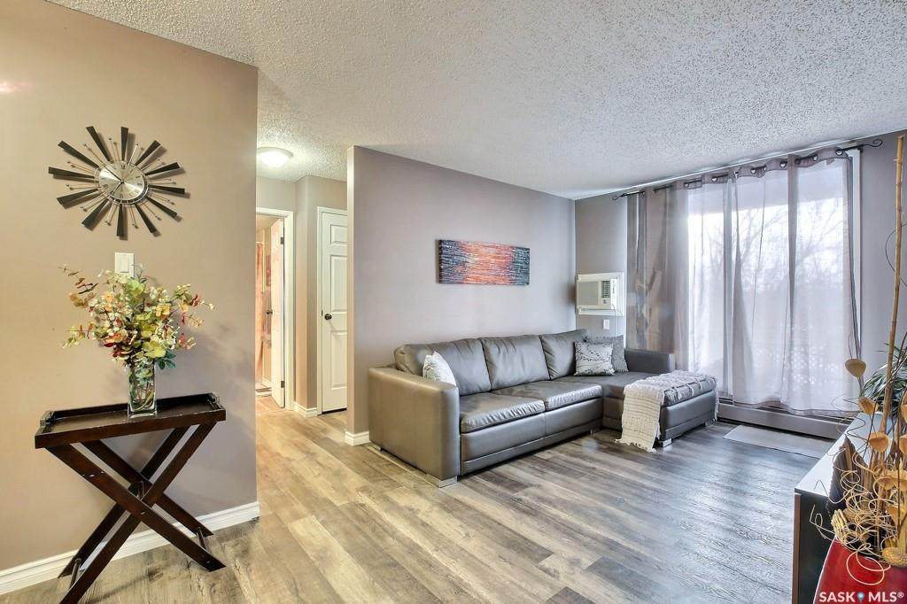 34 Nollet Avenue - Photo 1