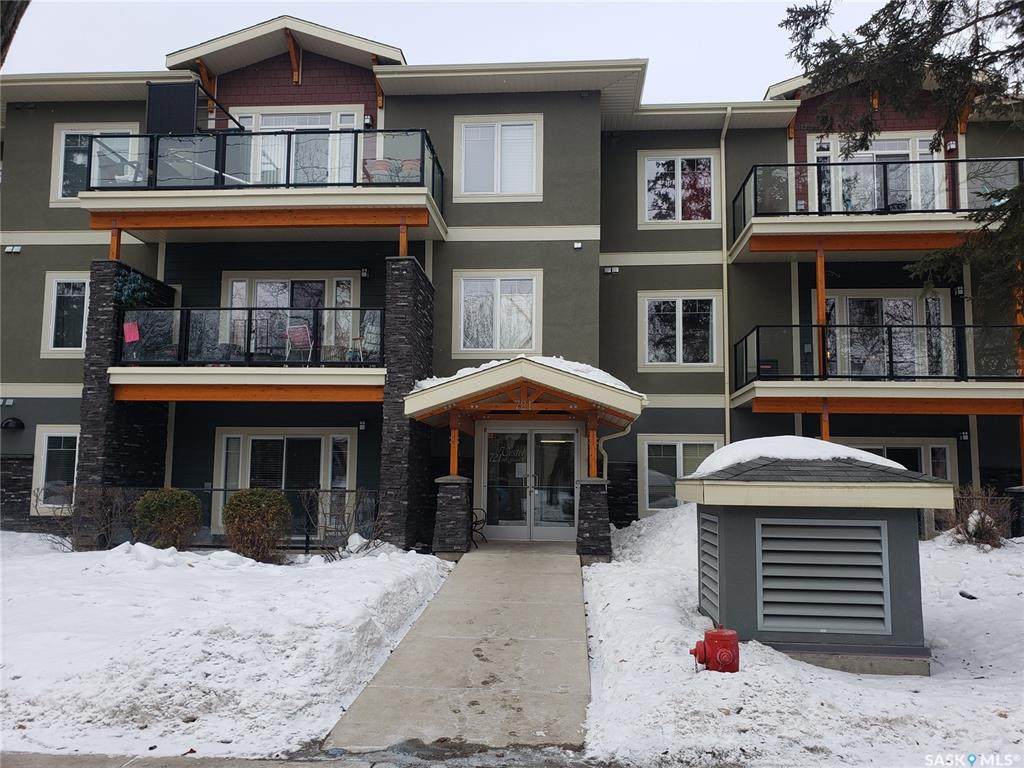 721 8th Street - Photo 1