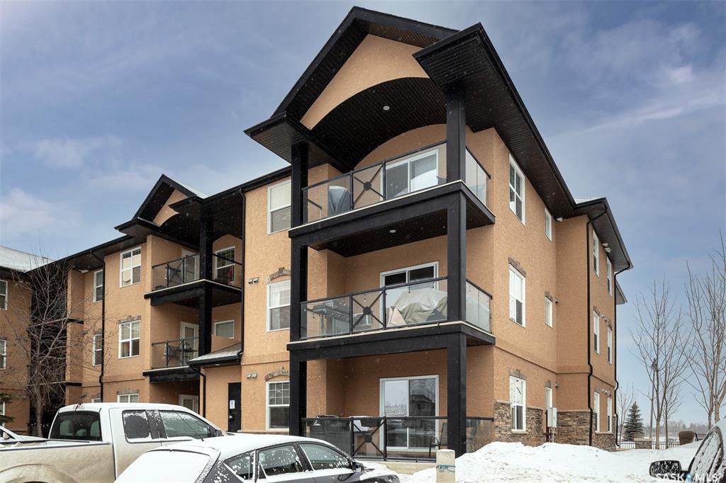 103 Wellman Crescent - Photo 1