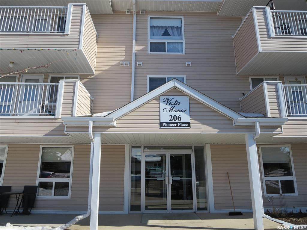 206 Pioneer Place - Photo 1