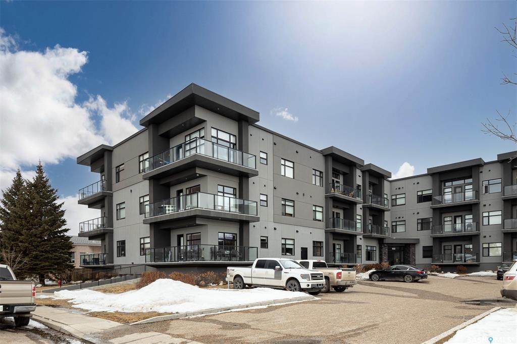 502 Perehudoff Crescent - Photo 1