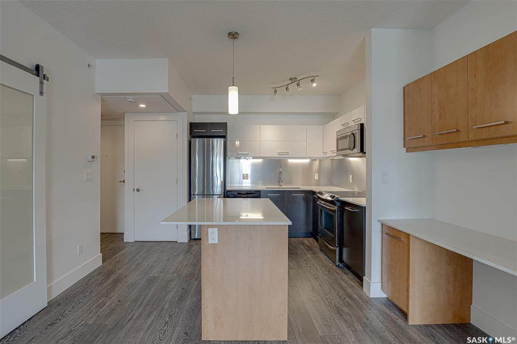 404 C Avenue - Photo 1
