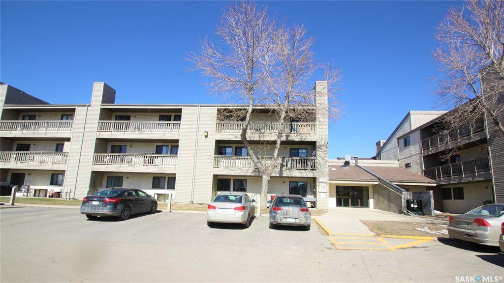 207 Tait Place - Photo 1