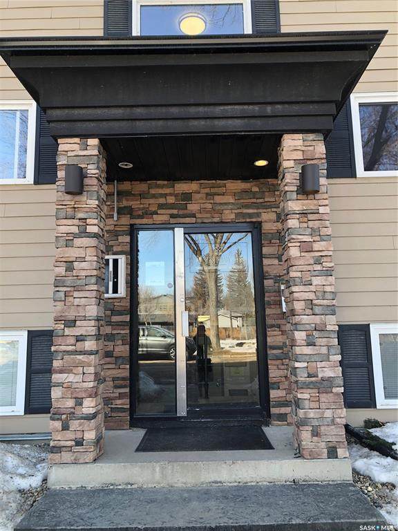1001 Lansdowne Avenue - Photo 1