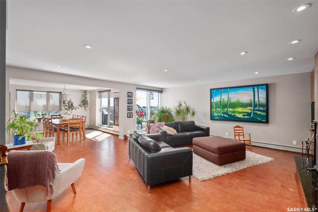 699 28th Street - Photo 1