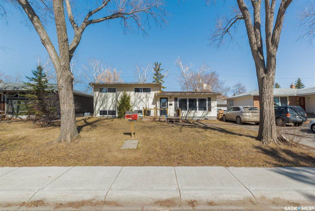 1812 Dufferin Road - Photo 1