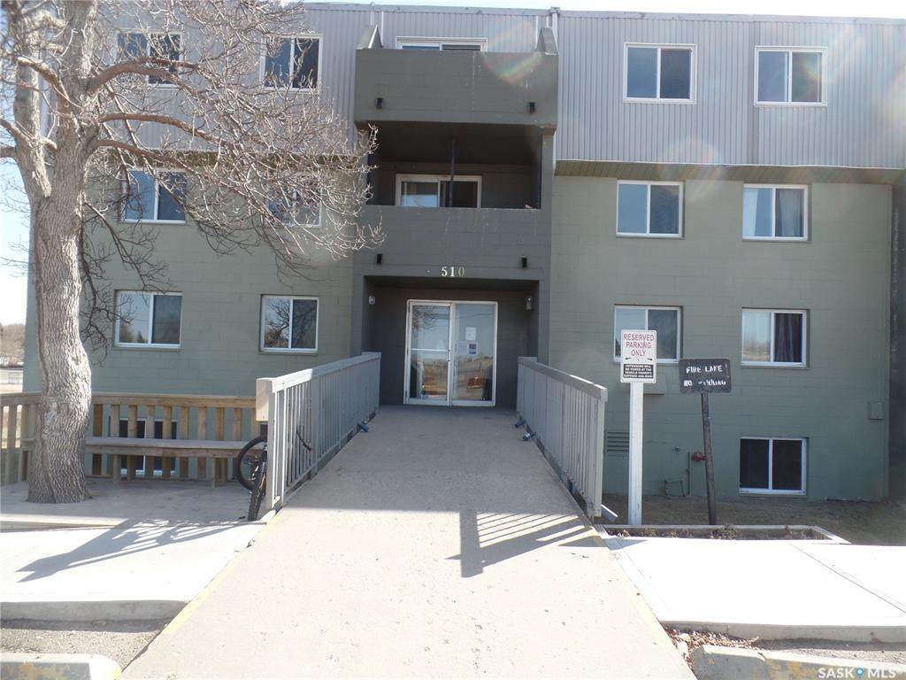510 Laurier Street - Photo 1