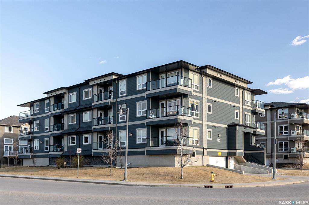 112 Willis Crescent - Photo 1