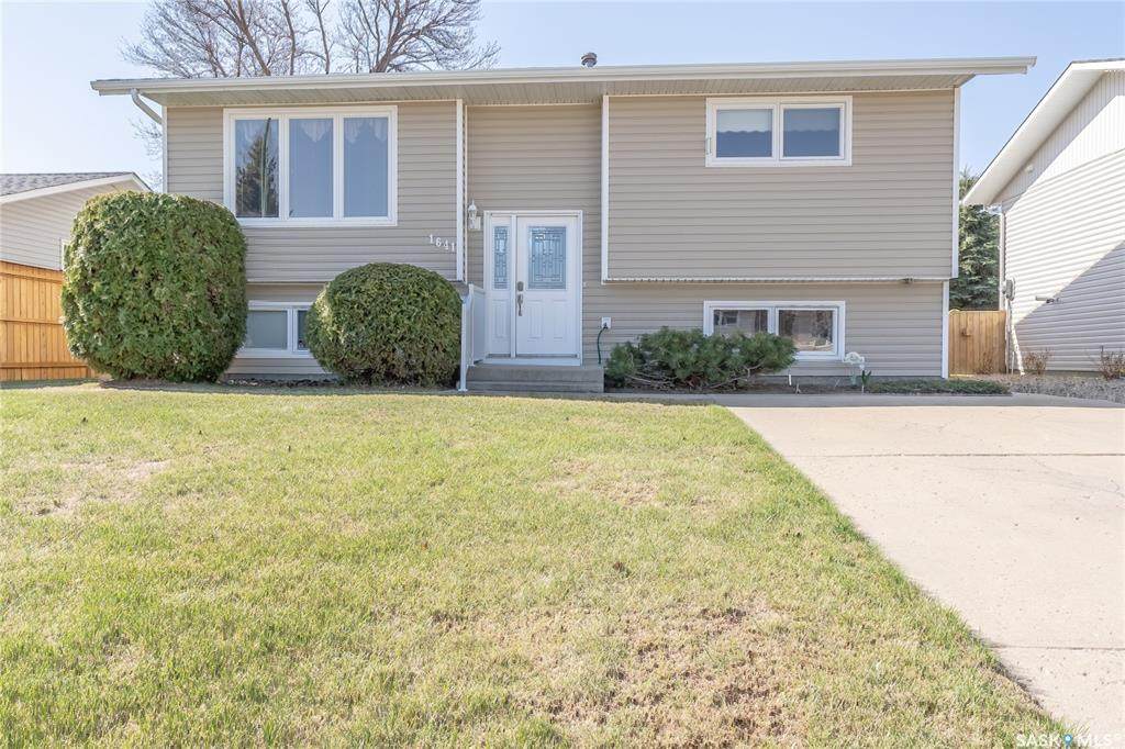 1641 Smith Street - Photo 1