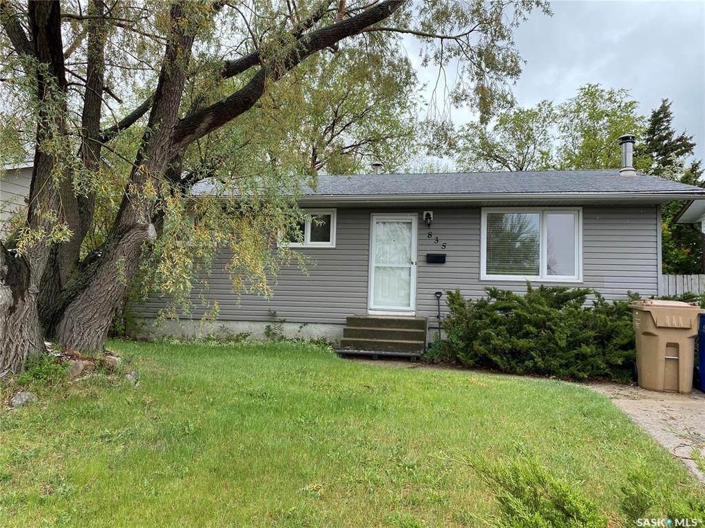 835 Rink Avenue - Photo 1
