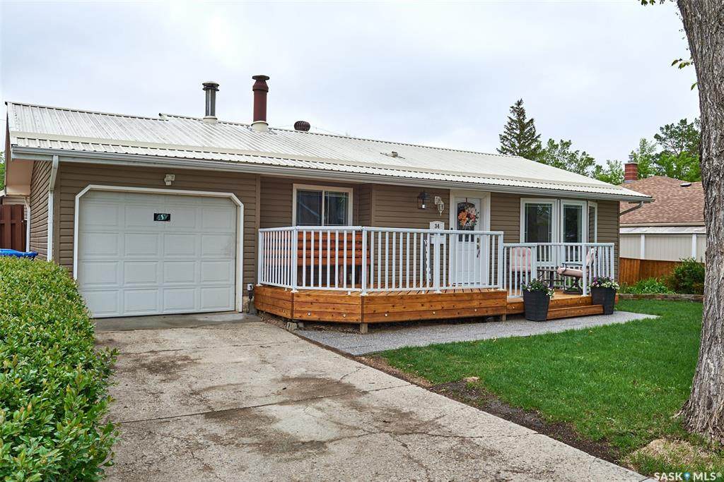 34 Stewart Avenue - Photo 1