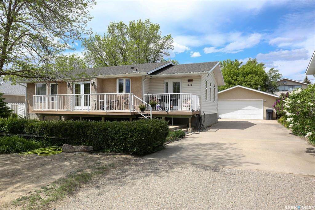 414 4th Avenue - Photo 1
