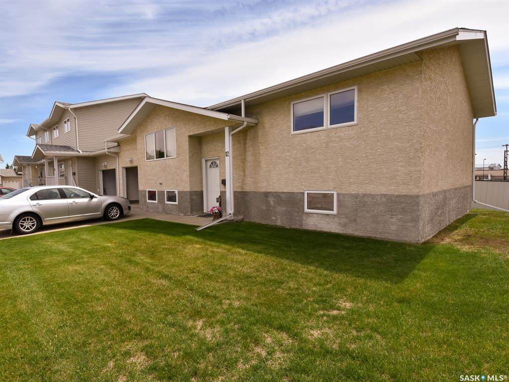 491 Bannatyne Avenue - Photo 1