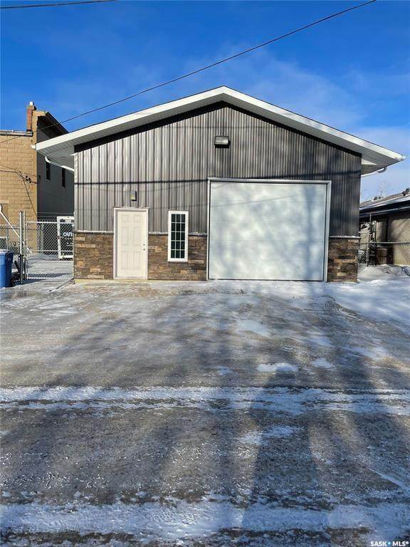 118 South Railway Street - Photo 1