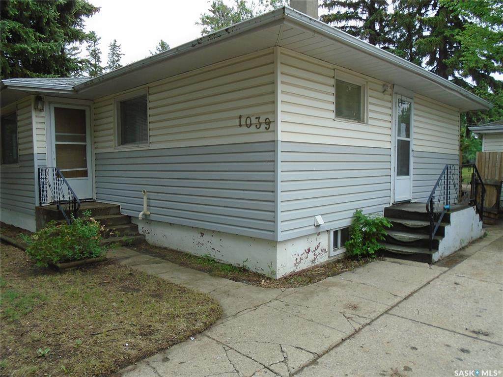 1039 Coteau Street - Photo 1
