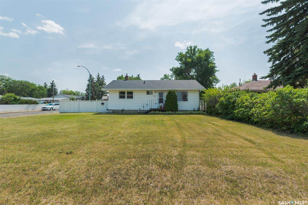 1025 10th Avenue - Photo 1