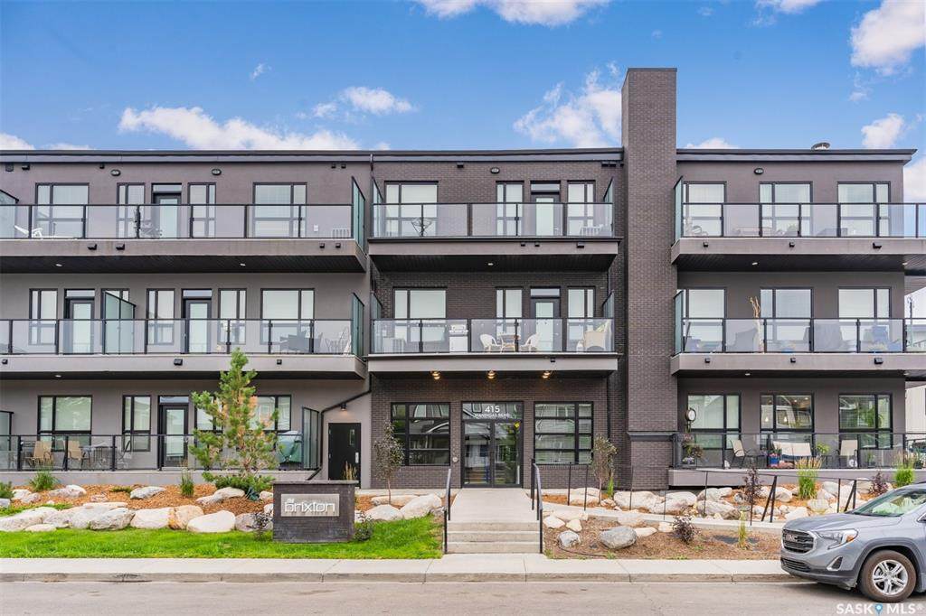 415 Maningas Bend - Photo 1
