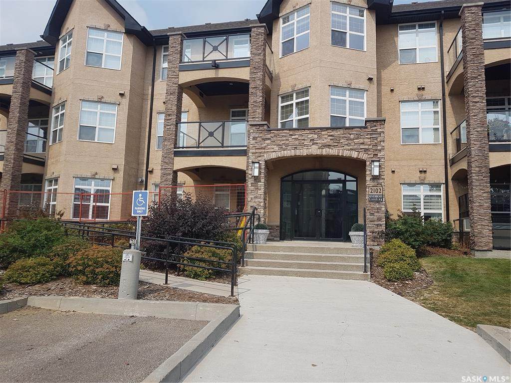 2102 Heseltine Road - Photo 1