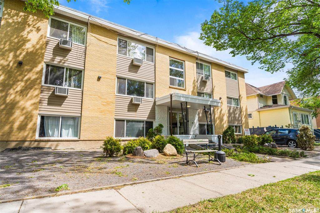 2121 Rae Street - Photo 1