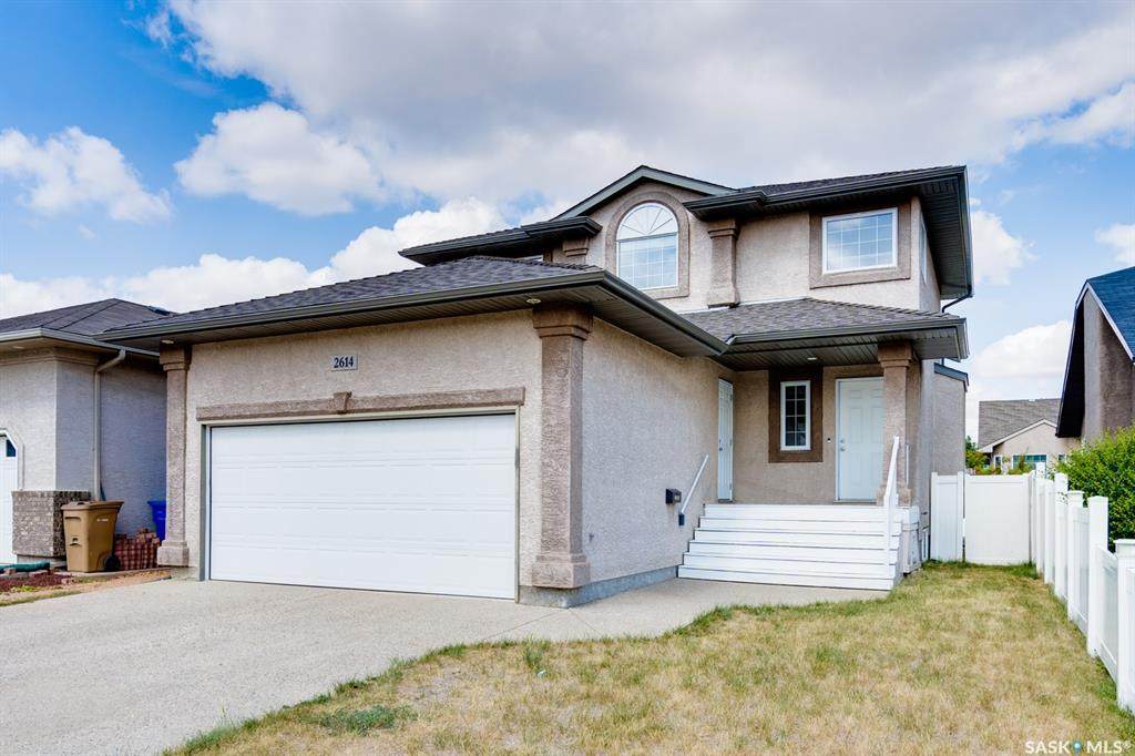 2614 Alfred Crescent - Photo 1