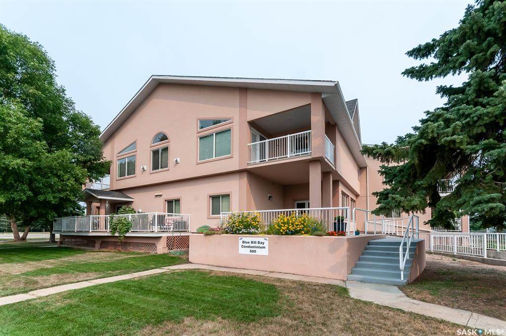 600 Broadway Street - Photo 1
