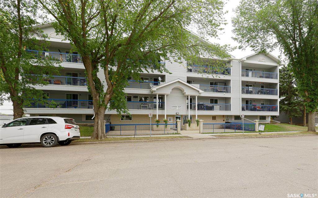 218 Crawford Avenue - Photo 1