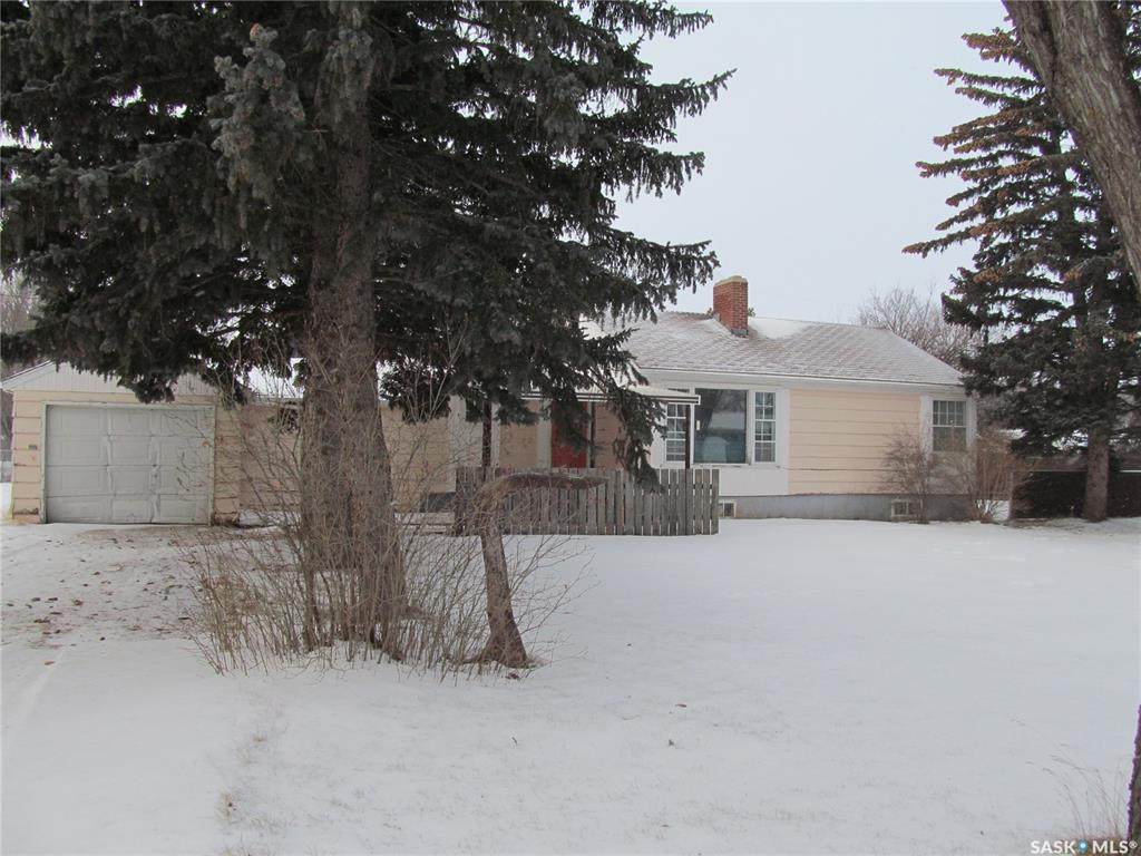 811 2nd Street - Photo 1