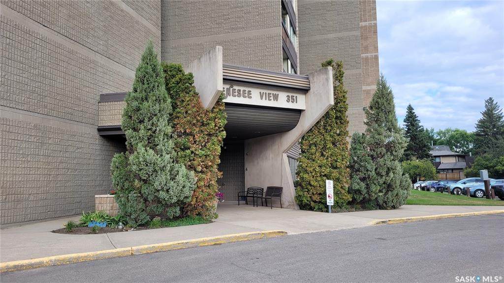 351 Saguenay Drive - Photo 1