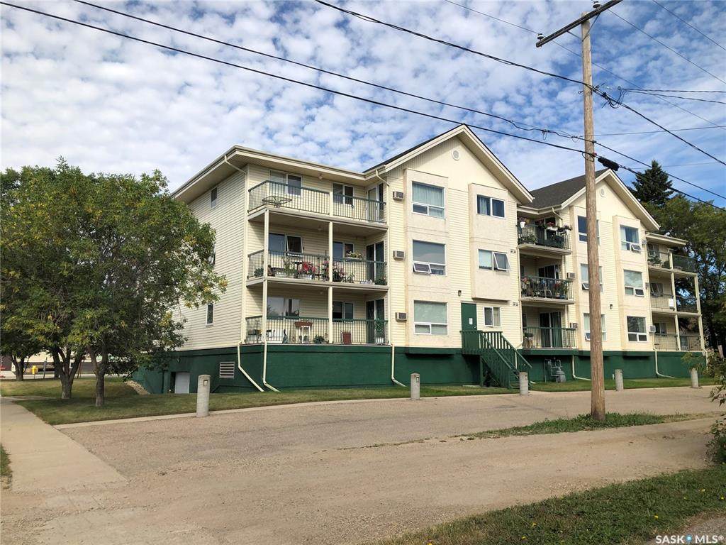 602 7th Street - Photo 1
