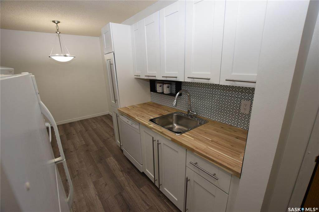310 Stillwater Drive - Photo 1