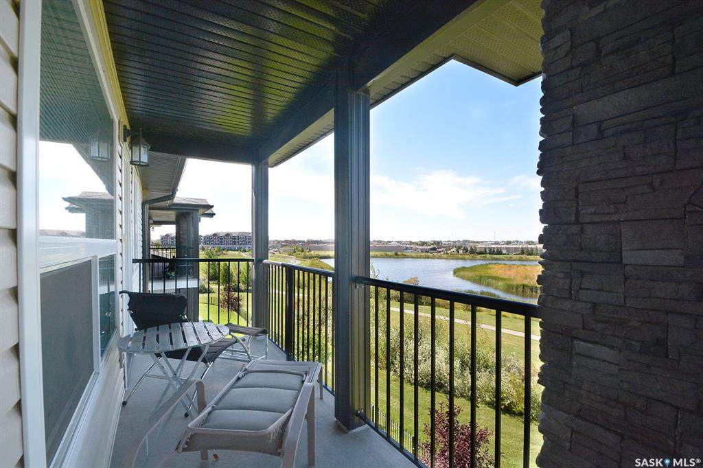 125 Willis Crescent - Photo 1