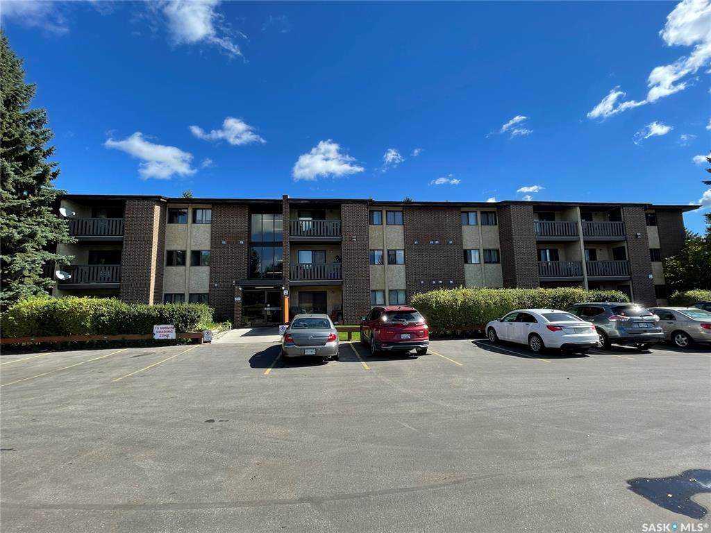 311 Tait Crescent - Photo 1