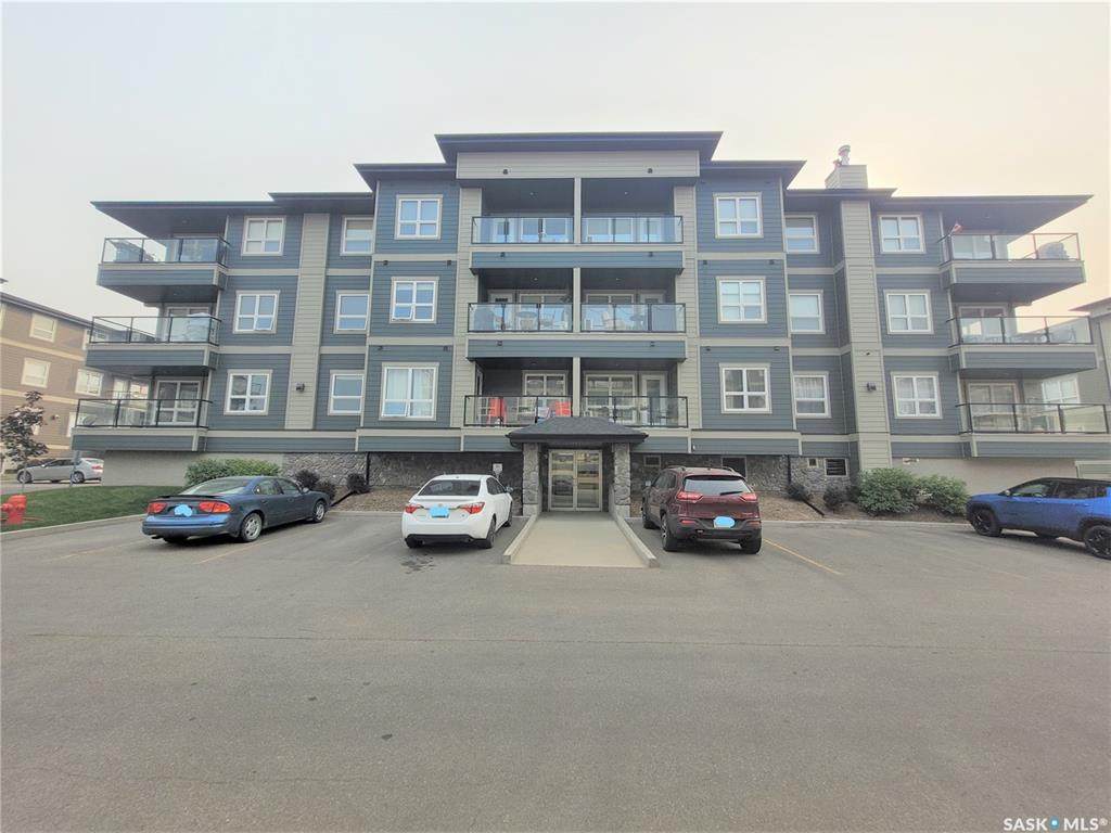 104 Willis Crescent - Photo 1