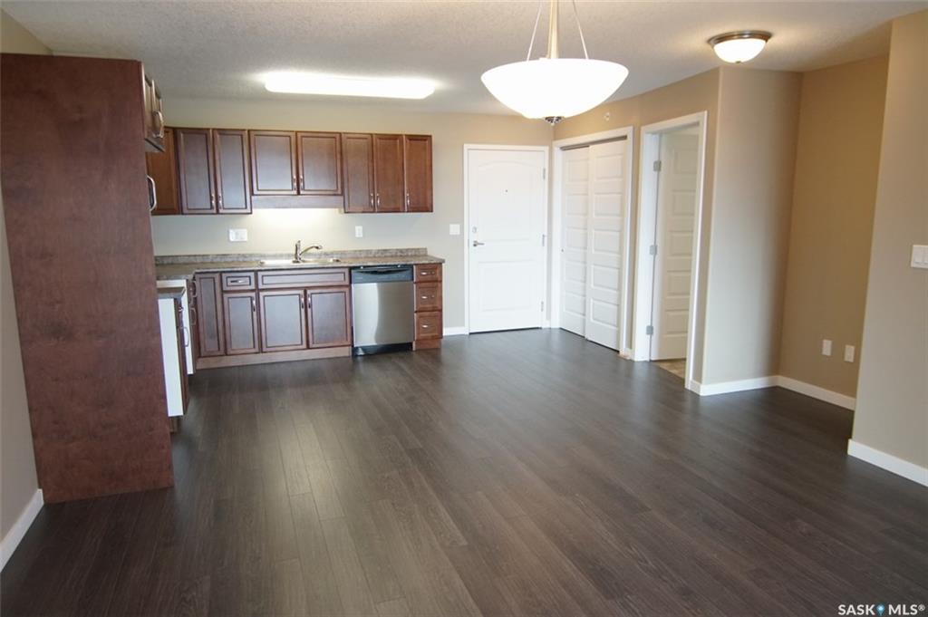 135 Beaudry Crescent - Photo 1
