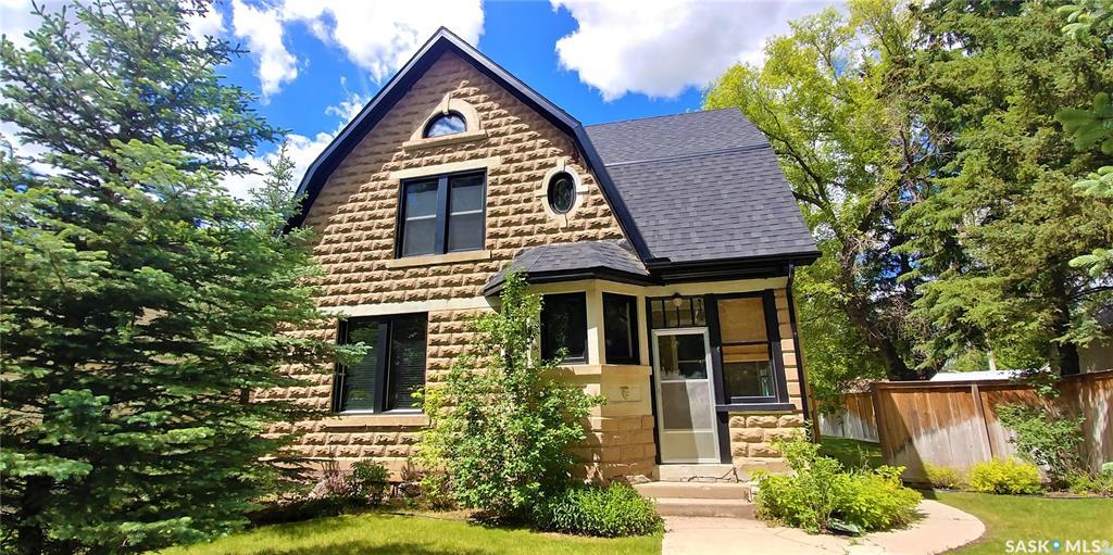 405 Jasper Street - Photo 1