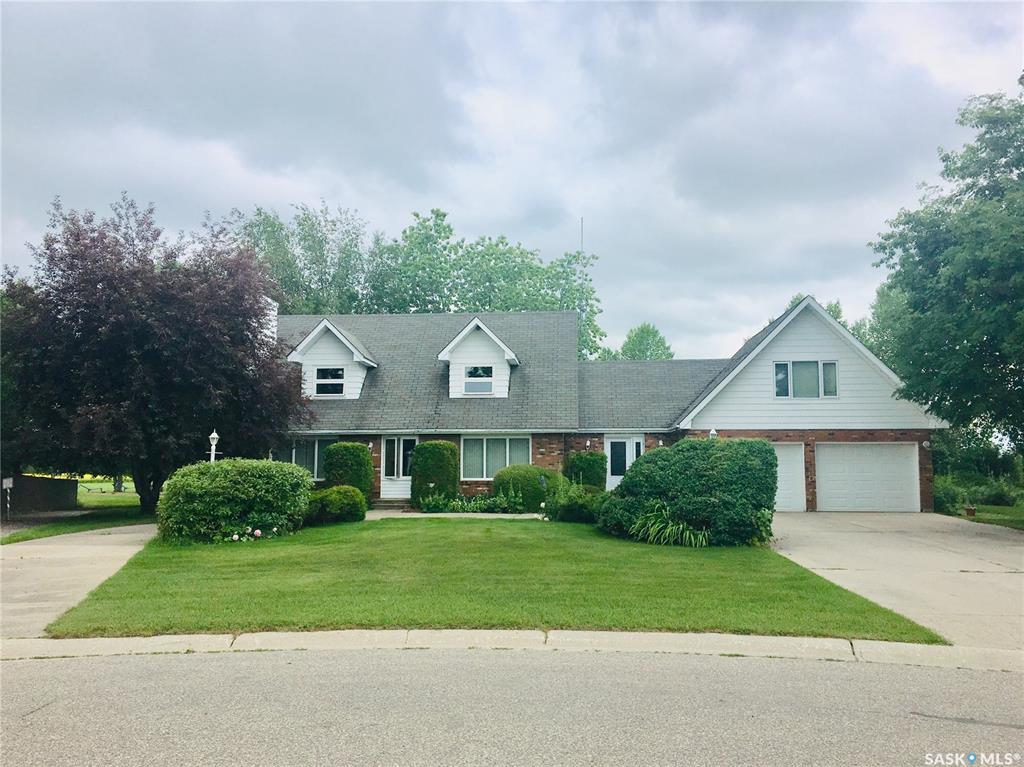 208 Watson Crescent - Photo 1