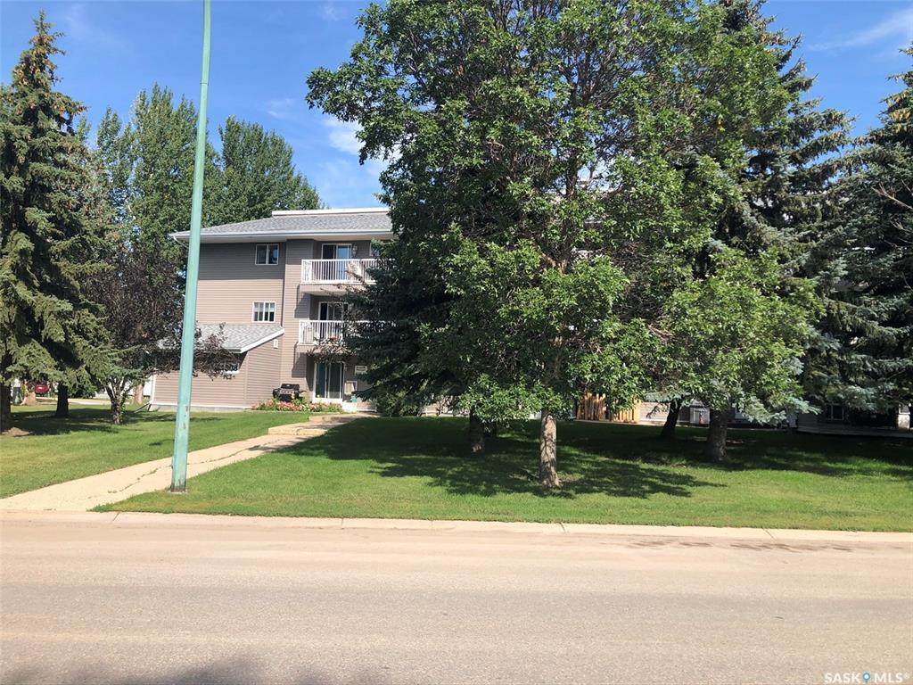 1808 Eaglesham Avenue - Photo 1