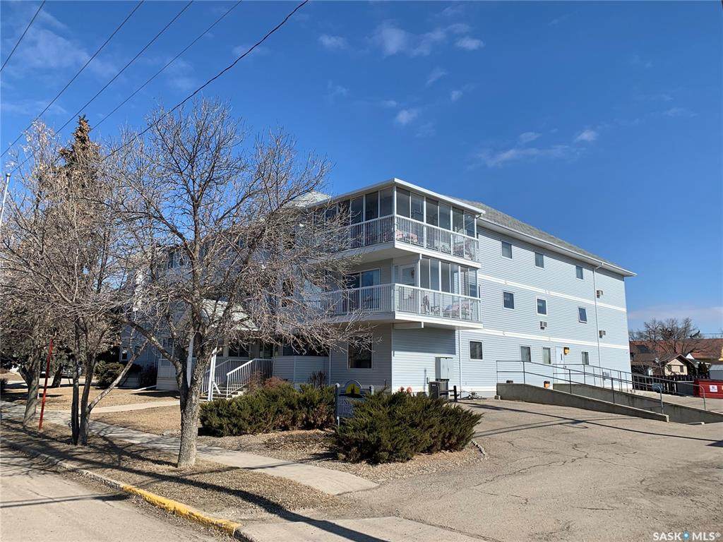 119 4th Avenue - Photo 1