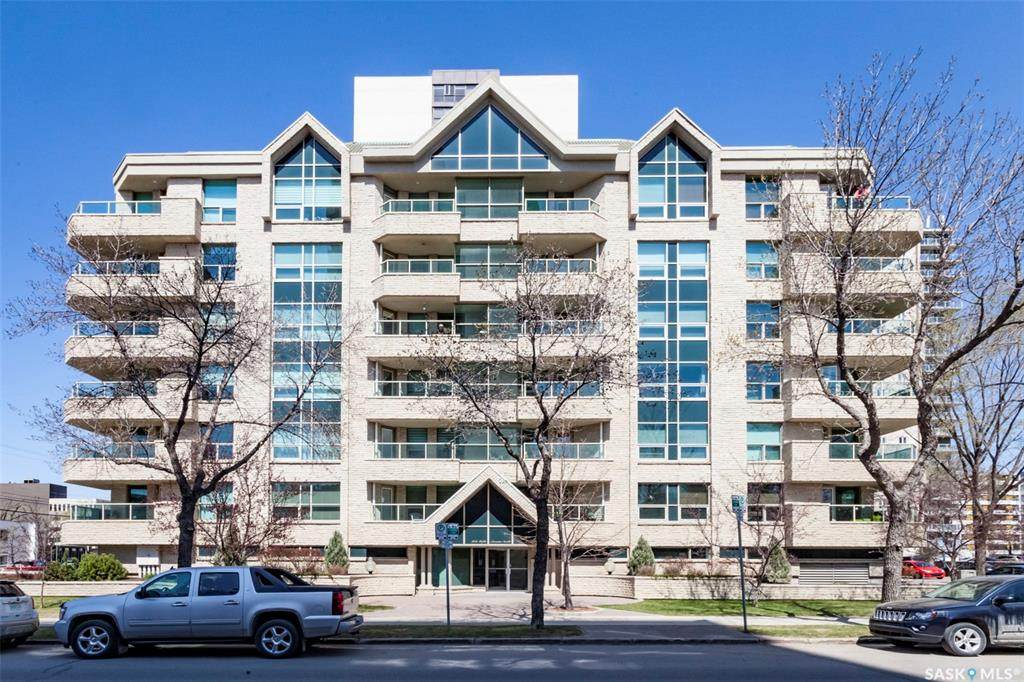 303 5th Avenue - Photo 1