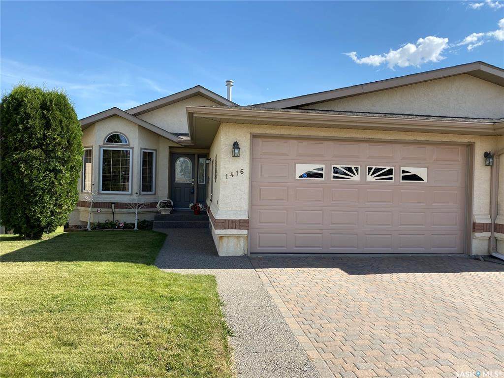 1416 Elmwood Place - Photo 1