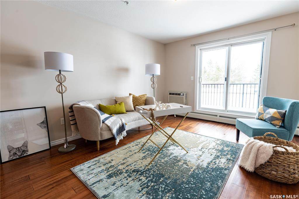 100 1st Avenue - Photo 1