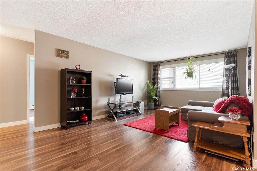 42 Spence Street - Photo 1