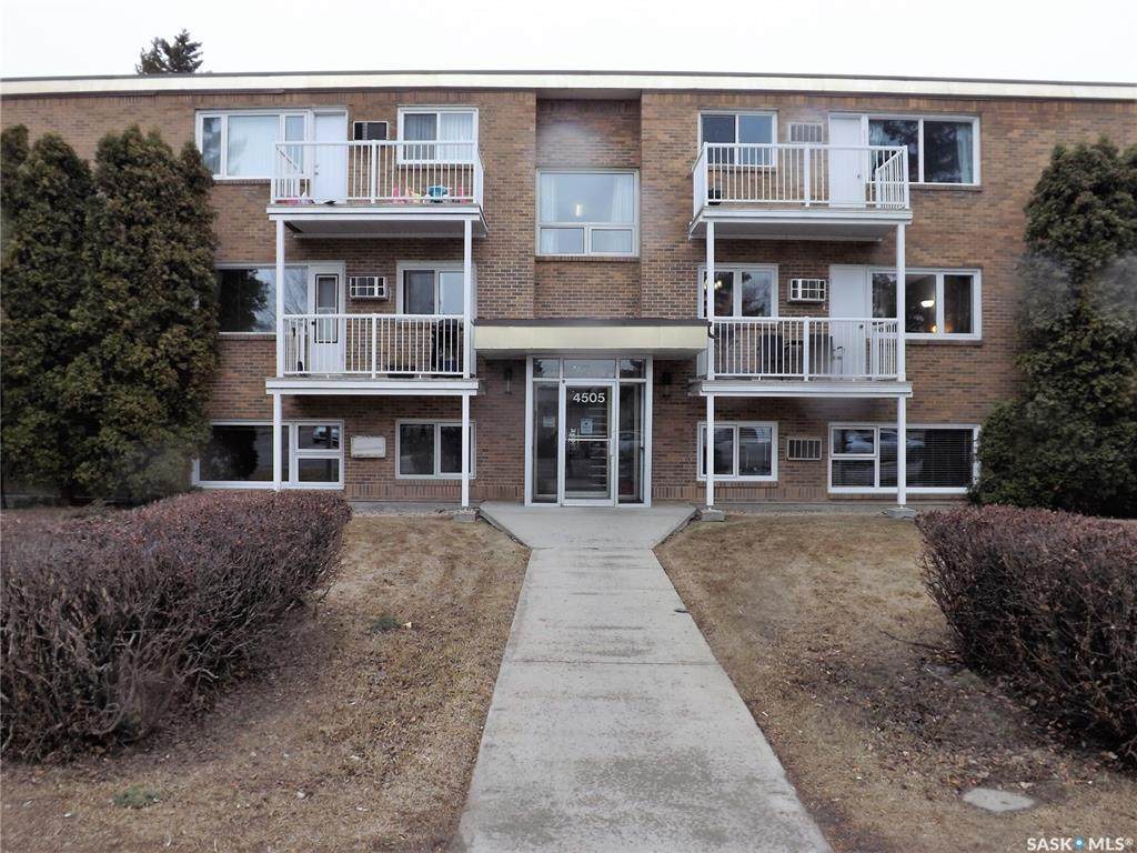 4505 Rae Street - Photo 1
