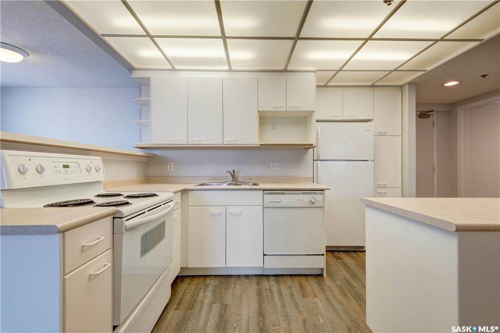 525 3rd Avenue - Photo 1