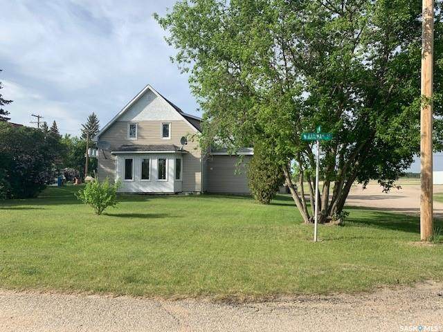 216 North Railway Street - Photo 1